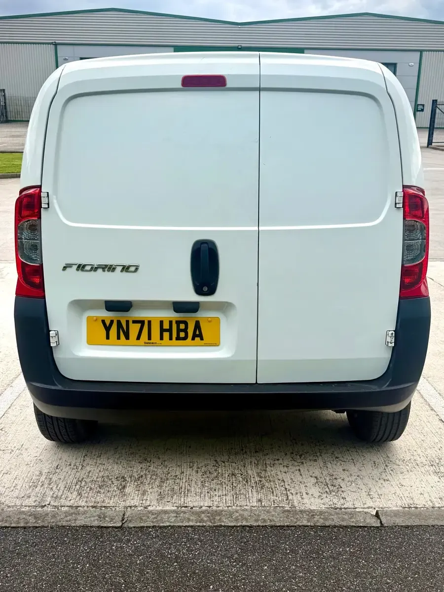 Used Fiat Fiorino 80 HP (58 kW) 2021 White MPV