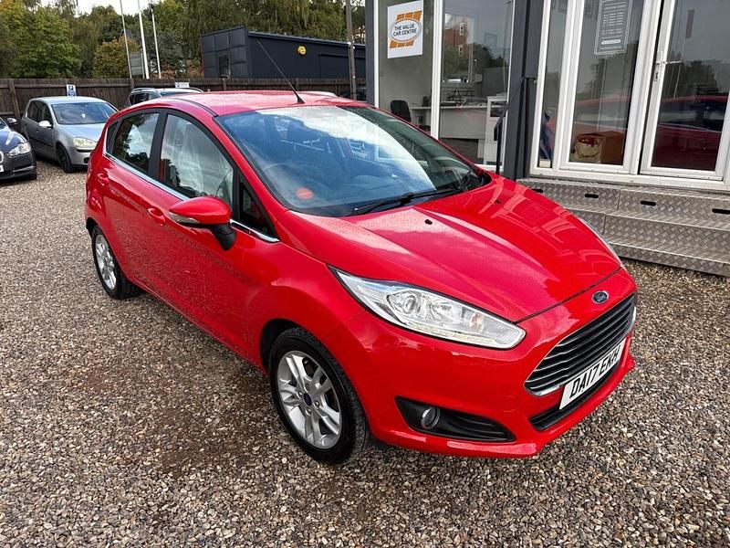 Red Used 2017 Ford Fiesta Zetec Hatchback | £6,990 (Good price) - Image 1/4