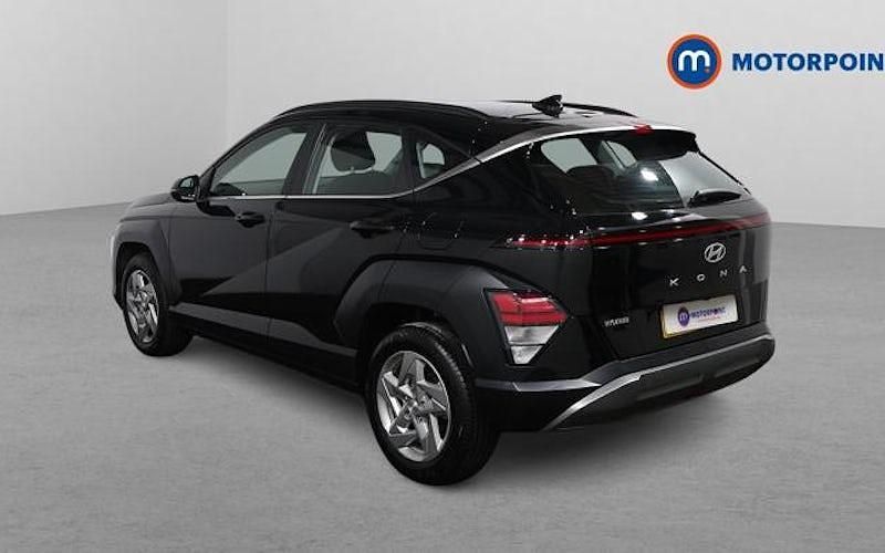 Second-hand Hyundai Kona Advanced 137 CP (100 kW) 2025 Negru SUV