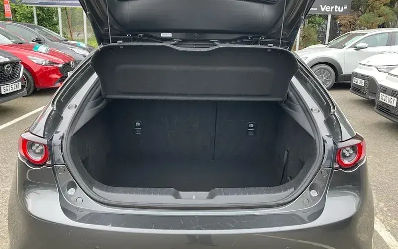 Used Mazda 3 Inclusive 122 HP (89 kW) 2020 Grey Hatchback