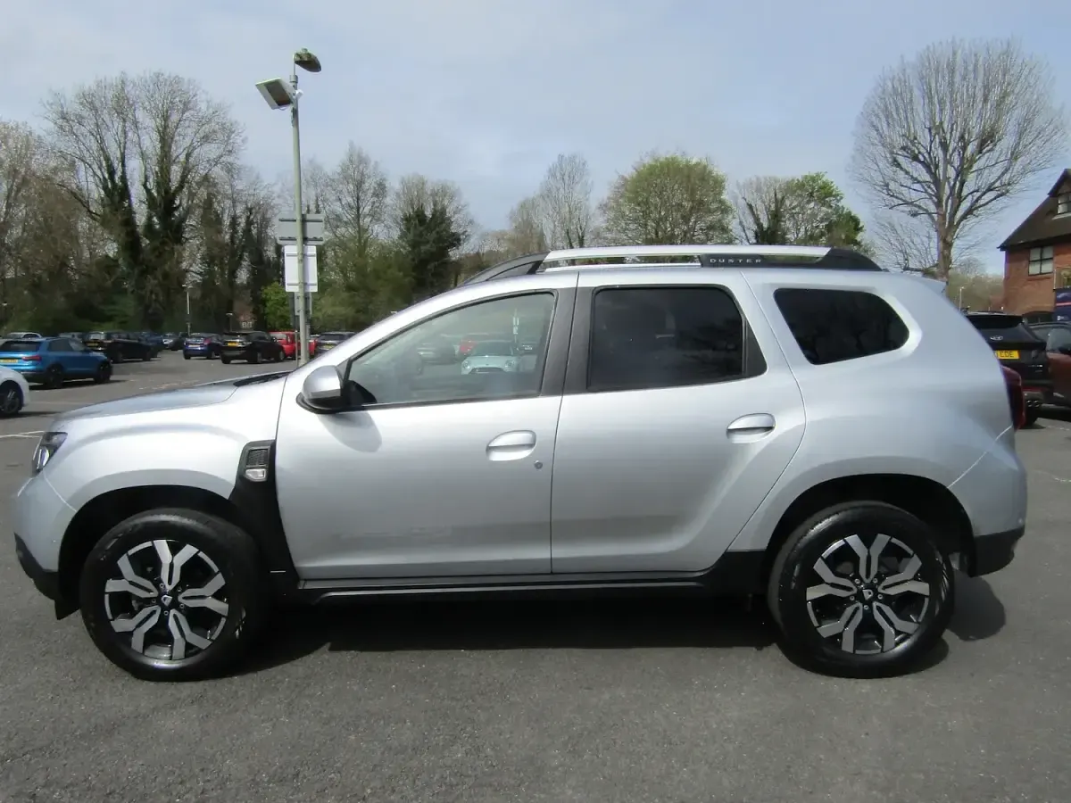 Used Dacia Duster Prestige 150 HP (110 kW) 2022 Grey SUV