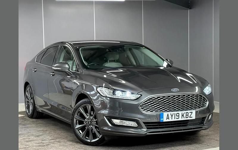 Used Ford Mondeo Vignale 177 HP (130 kW) 2019 Grey Hatchback