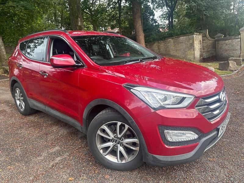 Red Used 2013 Hyundai Santa Fe Premium SUV | £6,695 (Good price) - Image 1/3