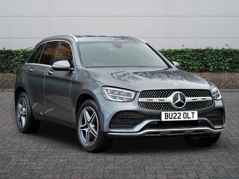 Selenite grey metallic Used 2022 Mercedes GLC220 AMG line SUV | £28,499 (Fair price) - Image 1/4