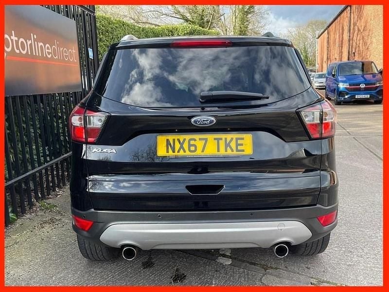 Used Ford Kuga Titanium 120 HP (88 kW) 2017 Black SUV