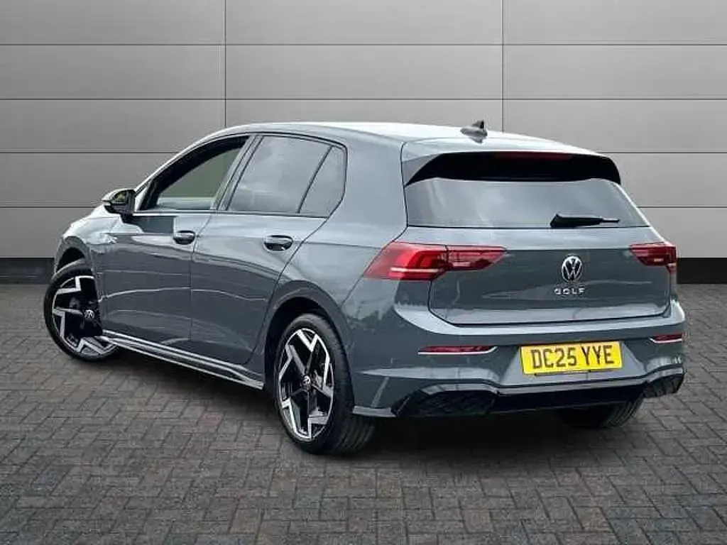 Used VW Golf VIII R-line 150 HP (110 kW) 2025 Grey Hatchback