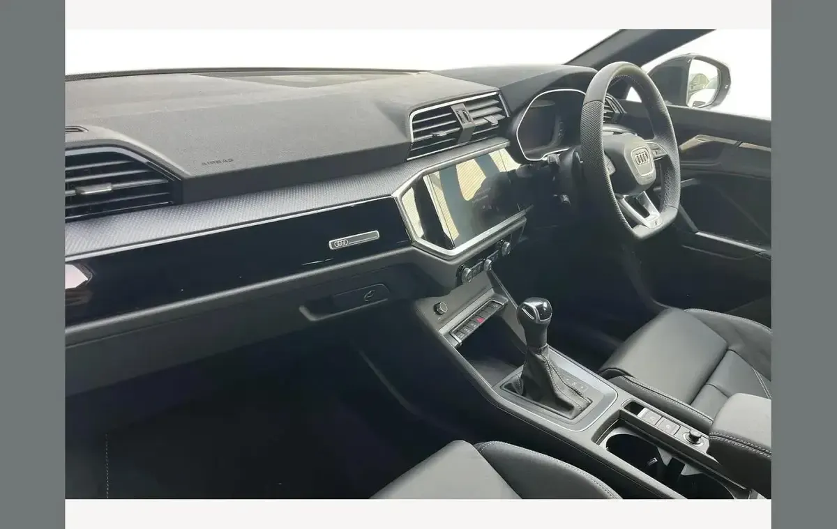 New Audi Q3 Black Edition 150 HP (110 kW) 2025 Grey SUV
