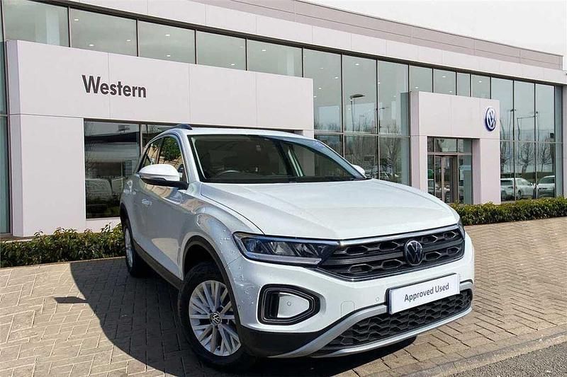 White Used 2023 VW T-Roc Life SUV | £19,999 (Fair price) - Image 1/4