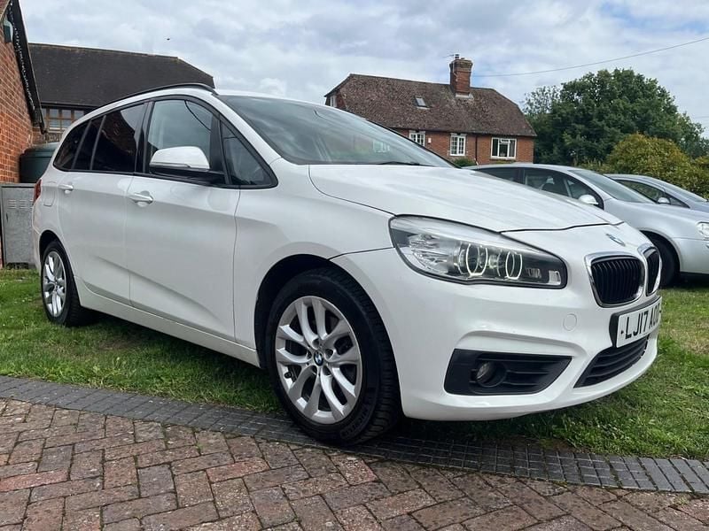 White Used 2017 BMW 218 Luxury Line Estate | £7,250 (Fair price) - Image 1/4