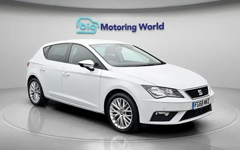 Used Seat Leon SE Dynamic 116 HP (85 kW) 2020 Hatchback