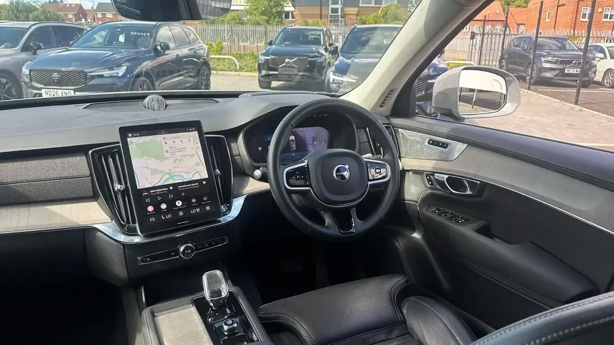 Used Volvo XC90 Ultra 455 HP (334 kW) 2025 Grey SUV