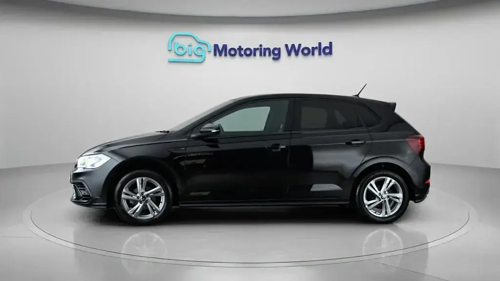 Used VW Polo R-line 95 HP (69 kW) 2023 Black Hatchback