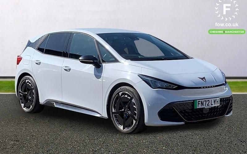 Begagnad Cupra Born e-Boost 169 kW (230 HK) 2024 Halvkombi