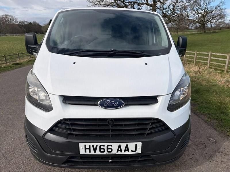 Used Ford Transit Custom 98 HP (72 kW) 2016 White Van