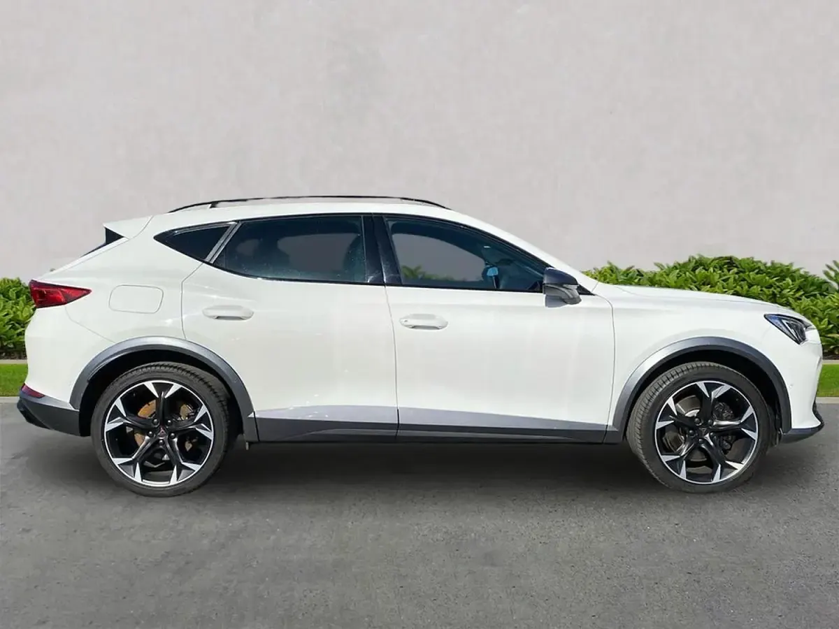 Begagnad Cupra Formentor VZ2 306 HK (225 kW) 2022 Vit SUV