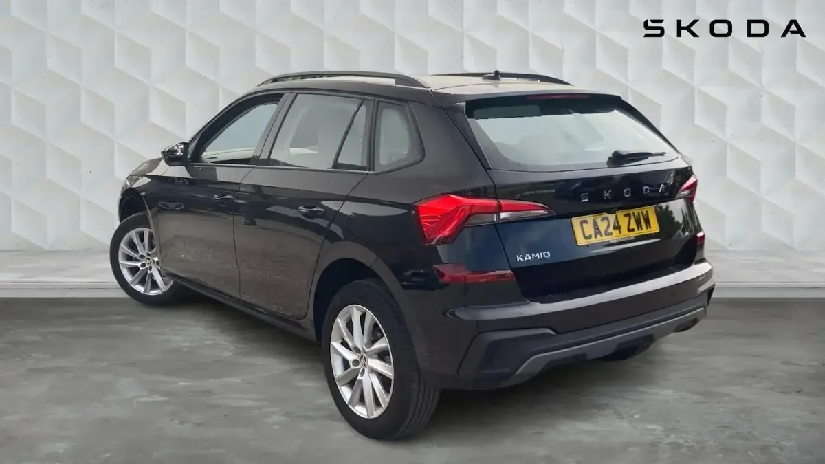 Used Skoda Kamiq SE 150 HP (110 kW) 2024 Black magic pearl effect SUV