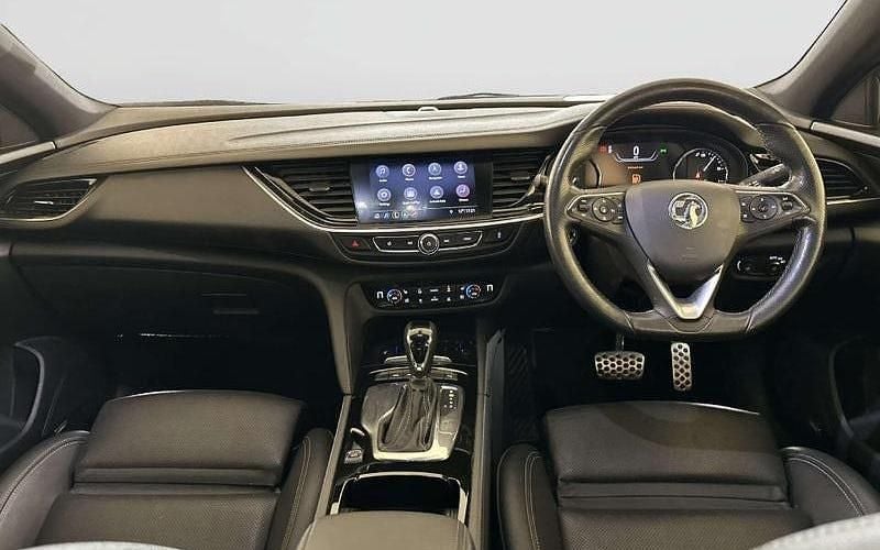 Used Vauxhall Insignia Sport 203 HP (149 kW) 2021 White Hatchback