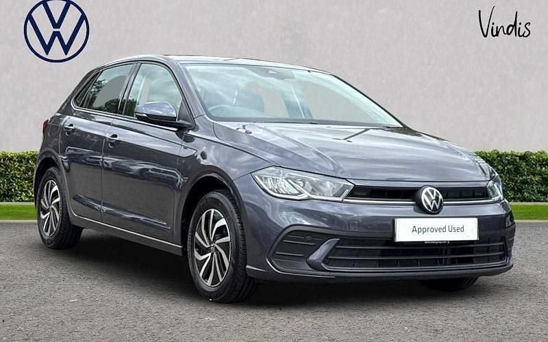 Used 2025 VW Polo Life Hatchback | £15,810 (Good price) - Image 1/4