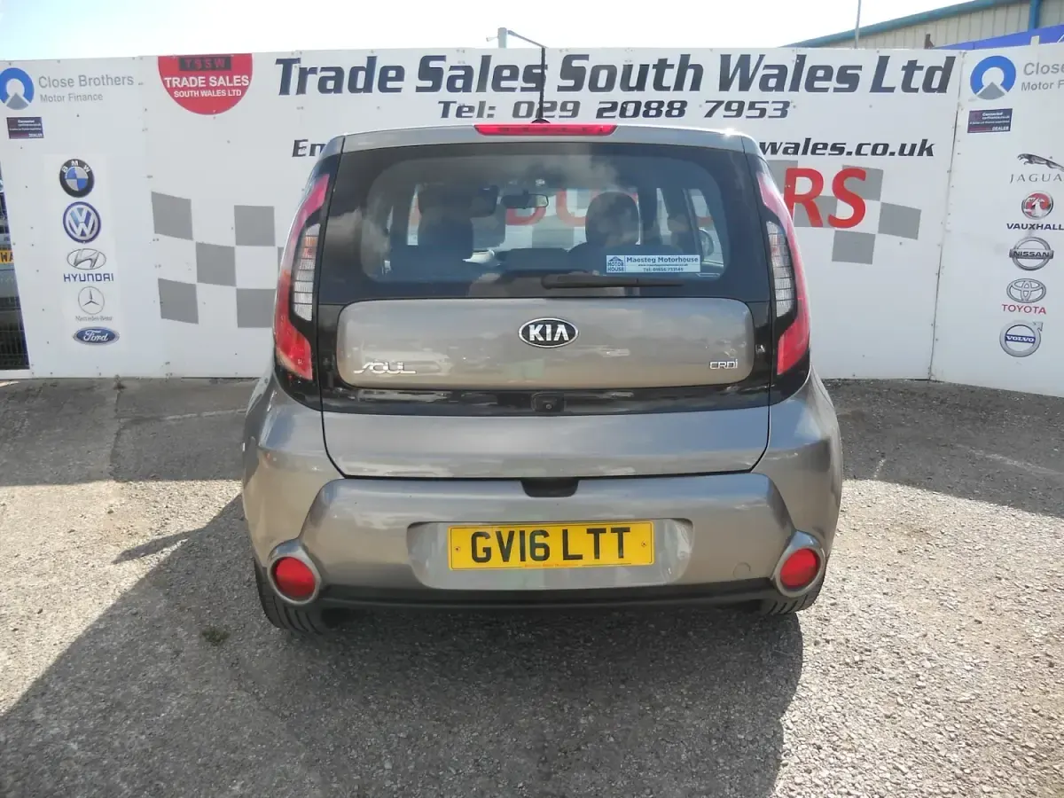 Used Kia Soul Plus 134 HP (98 kW) 2016 Silver SUV