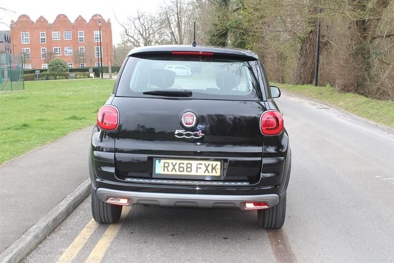 Used Fiat 500L Cross 95 HP (69 kW) 2018 Black MPV