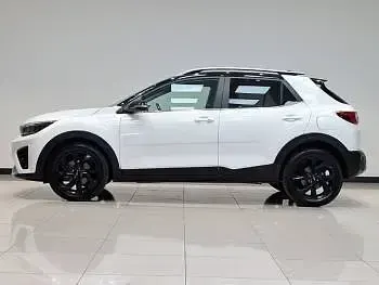 Used Kia Stonic GT-Line S 118 HP (86 kW) 2023 White SUV
