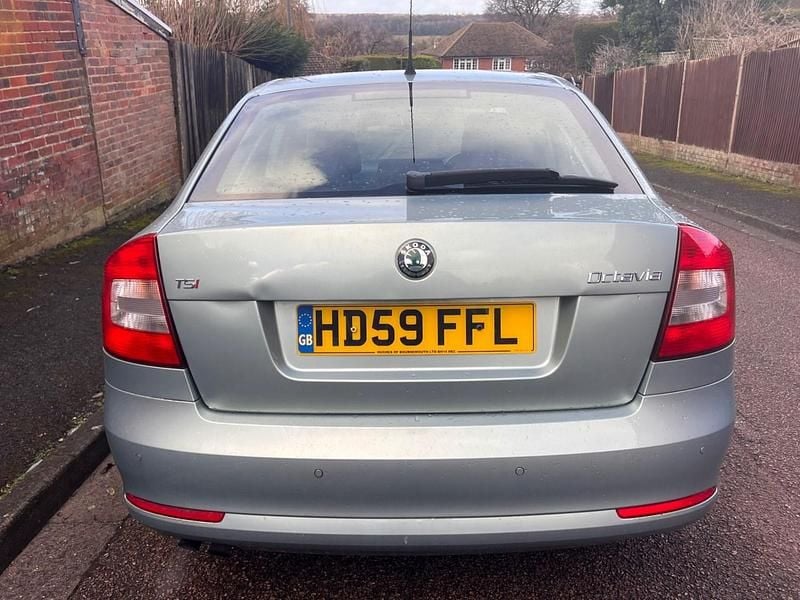 Used Skoda Octavia Elegance 2010 Green Hatchback