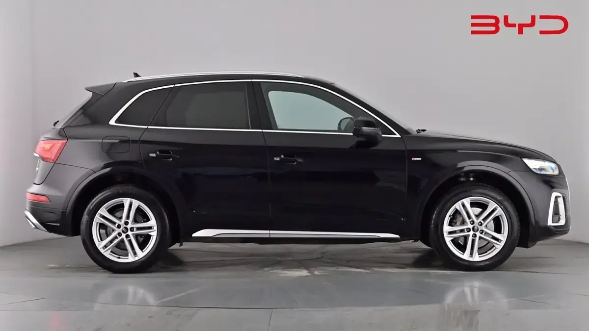Used Audi Q5 S-Line 265 HP (194 kW) 2023 Mythos black SUV