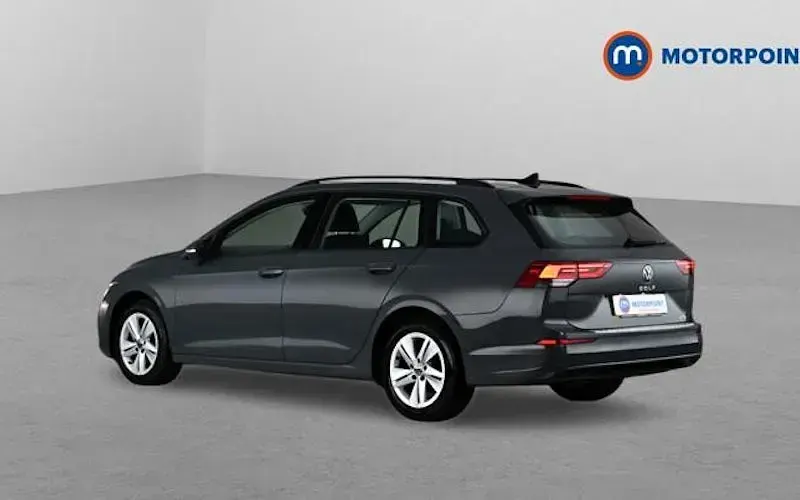 Used VW Golf VIII Life 110 HP (80 kW) 2023 Estate