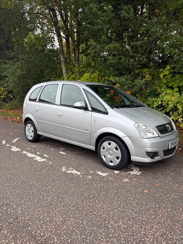 Silver Used 2010 Vauxhall Meriva Club MPV | £1,295 (Fair price) - Image 1/4