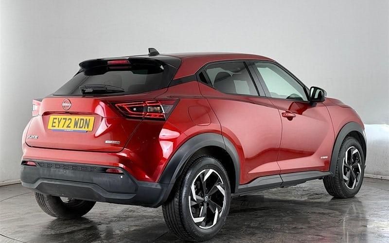 Used Nissan Juke N-Connecta 143 HP (105 kW) 2023 Red SUV