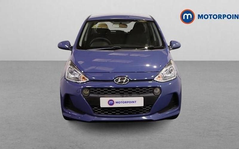 Used Hyundai i10 SE 67 HP (49 kW) 2020 Hatchback