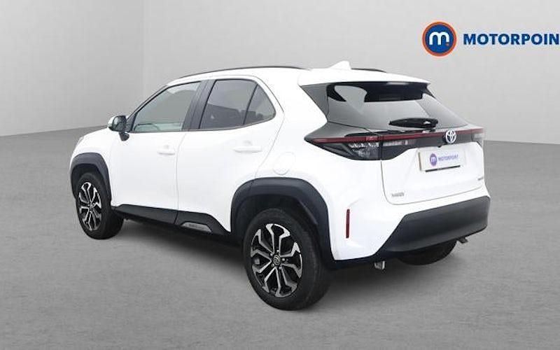 Used Toyota Yaris Hybrid Design 116 HP (85 kW) 2026 Estate