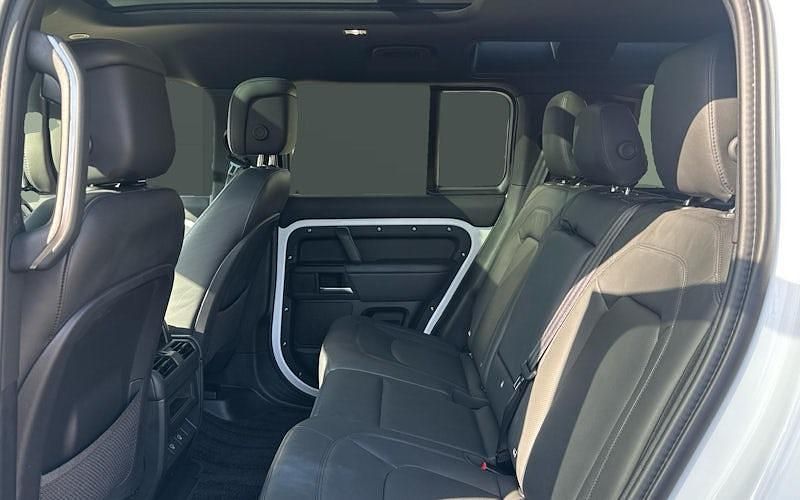 Used Land Rover Defender HSE Dynamic 349 HP (256 kW) 2025 SUV