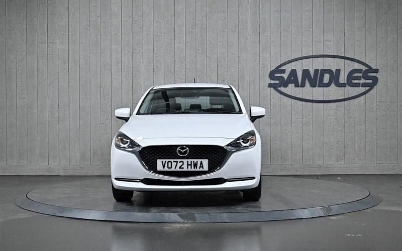 Used Mazda 2 90 HP (66 kW) 2022 White Hatchback