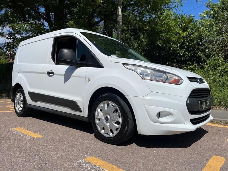 White Used 2014 Ford Transit Connect Trend MPV | £4,995 (Fair price) - Image 1/4