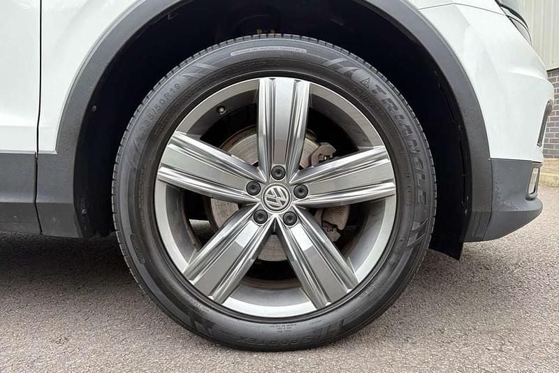 Used VW Tiguan Allspace SEL 150 HP (110 kW) 2019 White SUV