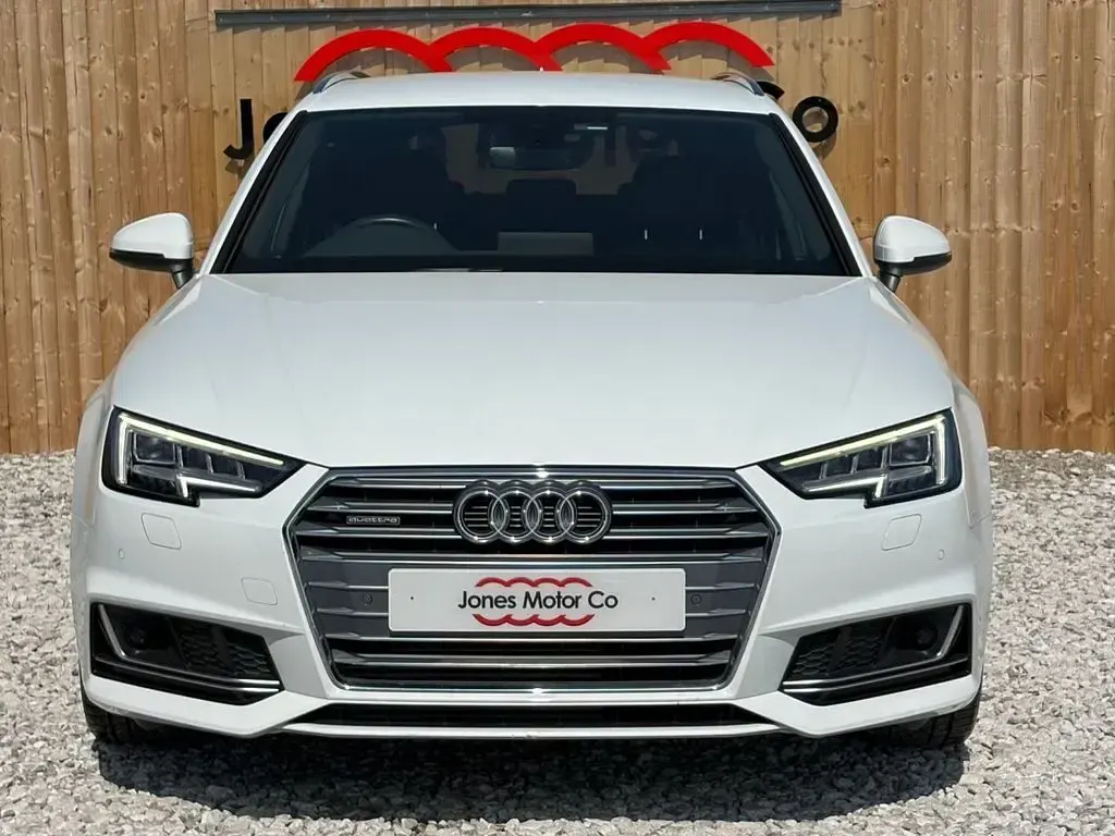 Used Audi A4 S-Line 252 HP (185 kW) 2017 White Estate
