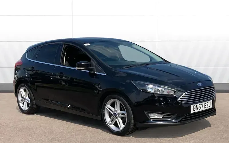 Usado Ford Focus Zetec 125 HP (91 kW) 2017 Citadino