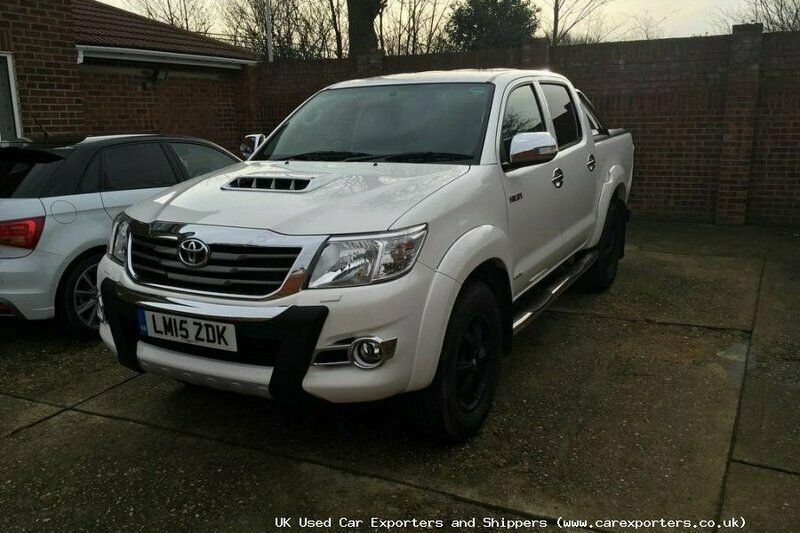 Used 2015 Toyota HiLux Pickup | £20,999 (Fair price) - Image 1/4