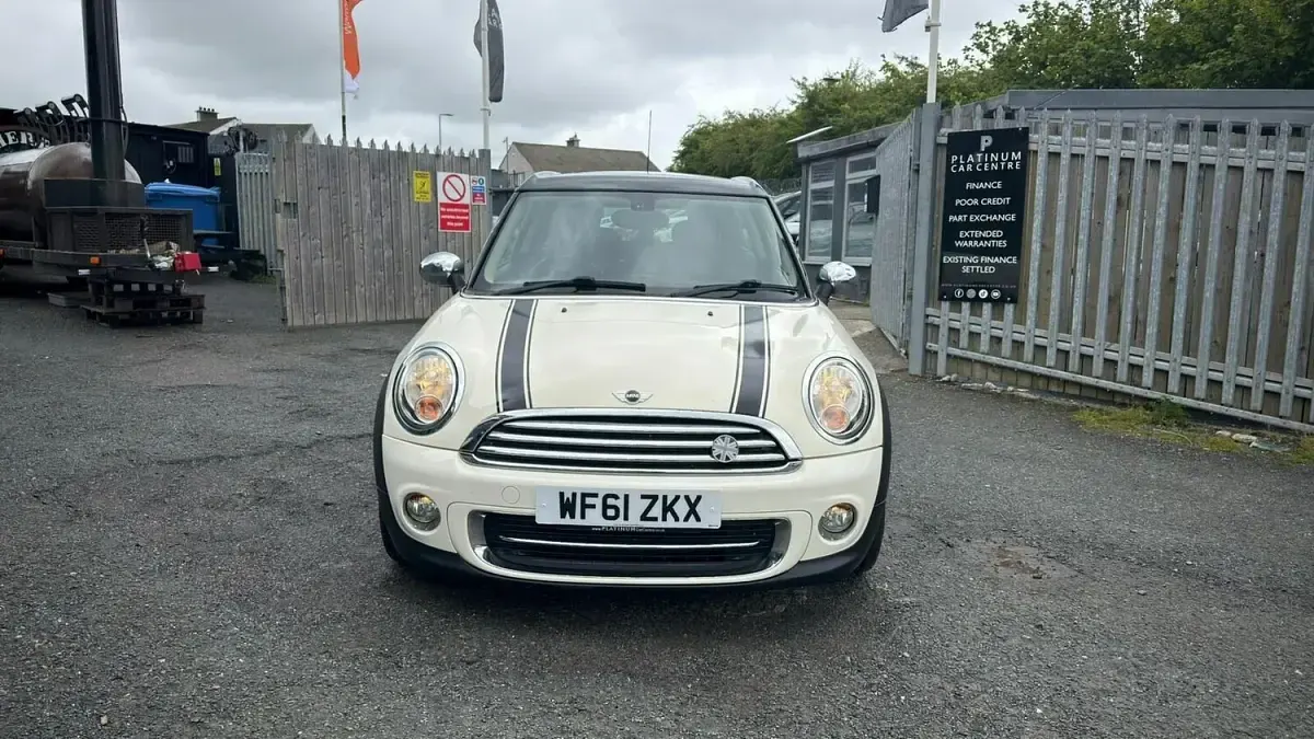 Used Mini Cooper Clubman 2012 White Estate