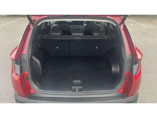 Used Hyundai Tucson Premium 160 HP (117 kW) 2025 Red SUV