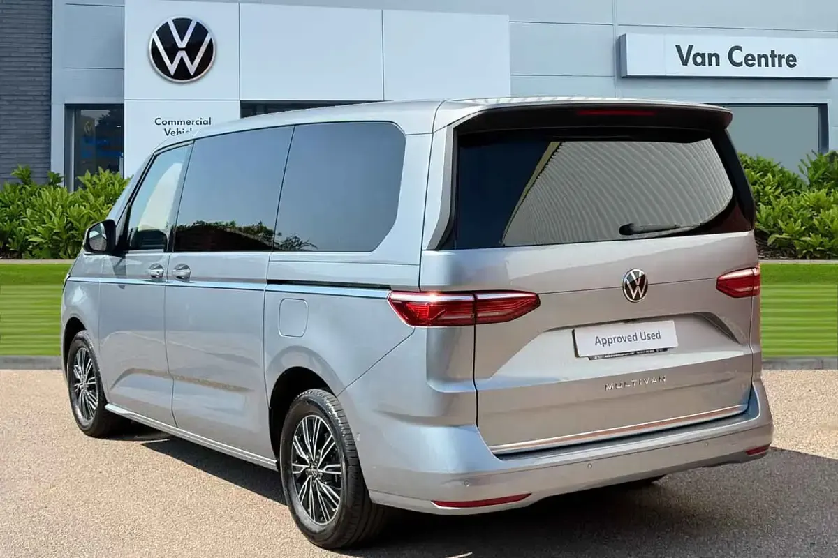 Used VW Multivan Style 204 HP (150 kW) 2025 Silver MPV