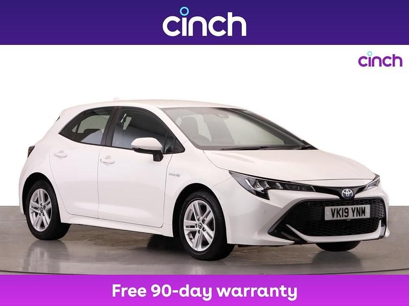 White Used 2019 Toyota Corolla Hatchback | £13,799 (Fair price) - Image 1/3