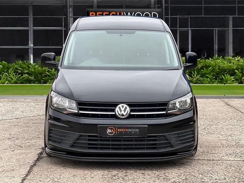 Used VW Caddy Maxi Startline 102 HP (75 kW) 2018 Black MPV