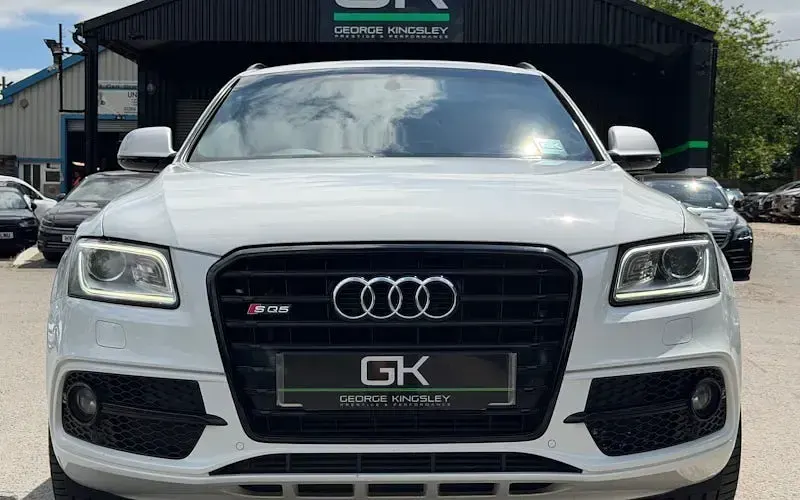 Used Audi SQ5 Design 313 HP (230 kW) 2015 White SUV