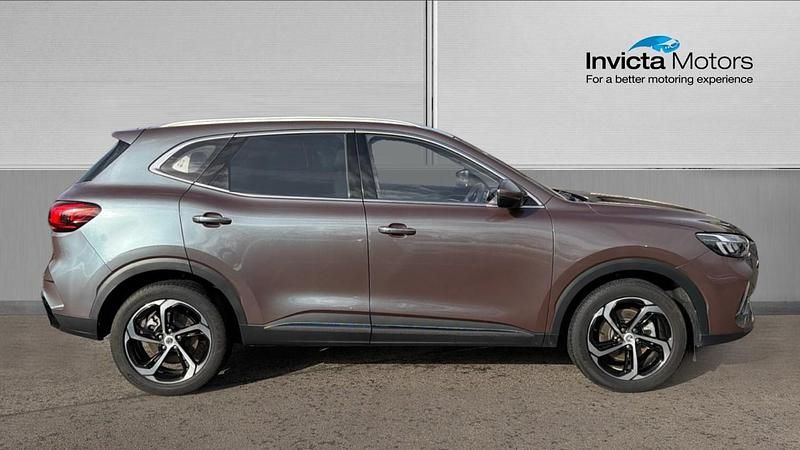 Used MG HS SE 162 HP (119 kW) 2023 Urban grey SUV