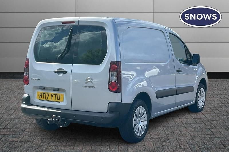 Grey Used 2017 Citroën Berlingo MPV | £5,997 (Good price) - Image 1/4