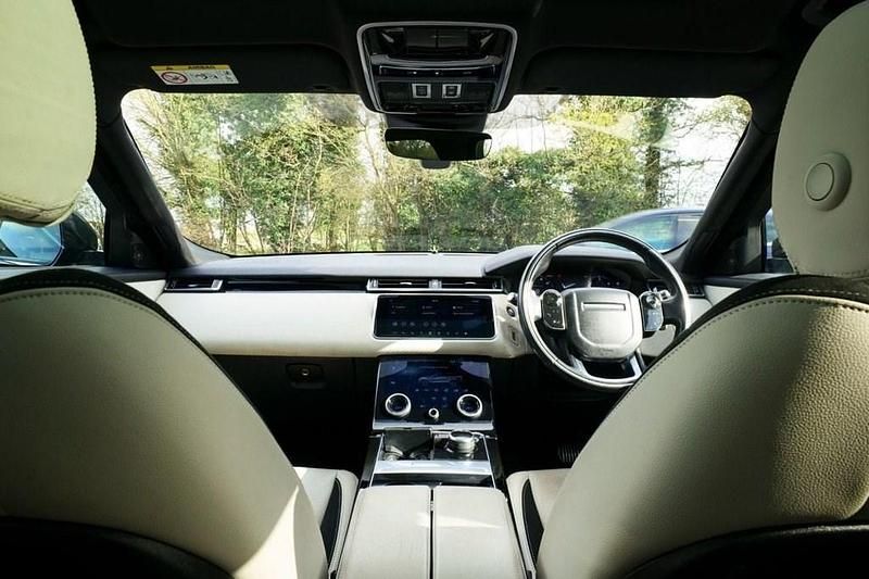 Used Land Rover Range Rover Velar SE Dynamic 240 HP (176 kW) 2018 Black SUV