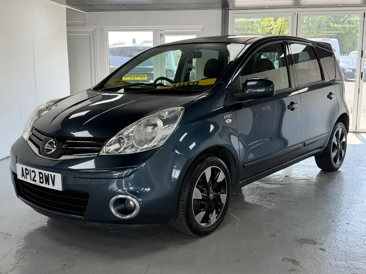 Used Nissan Note N-TEC 110 HP (80 kW) 2012 Blue Hatchback