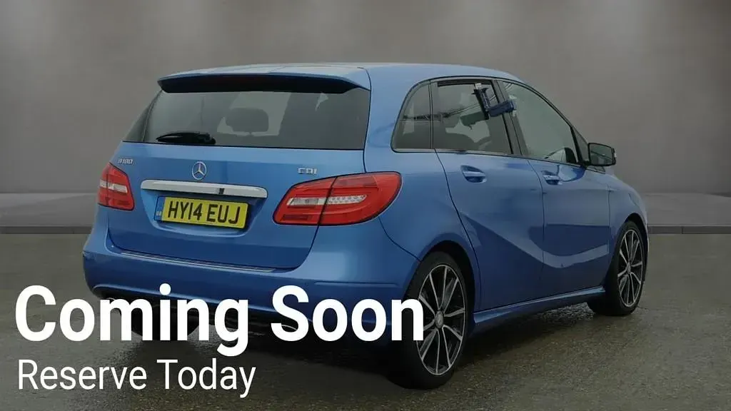 Used Mercedes B180 109 HP (80 kW) 2014 Blue Hatchback